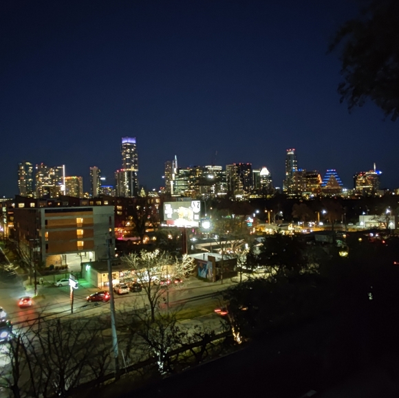 Meet your Posher, Alex - Picture 3 of 3